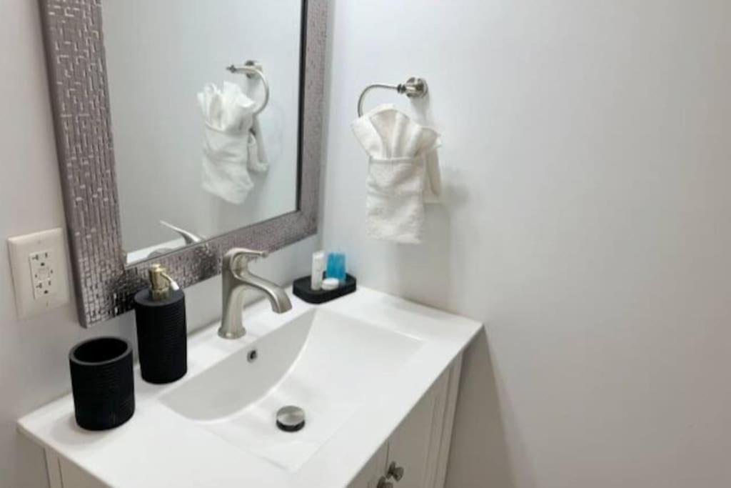 Modern 4br Columbia Heights Gem Walk 2 Metro & Shops