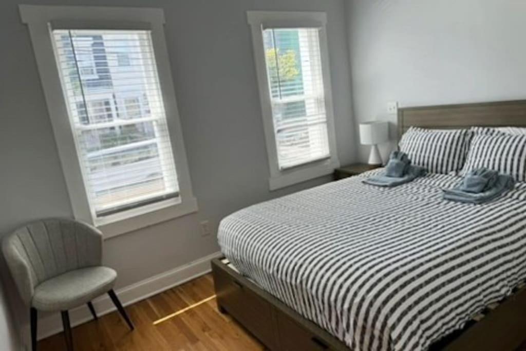 Modern 4br Columbia Heights Gem Walk 2 Metro & Shops Apartment *